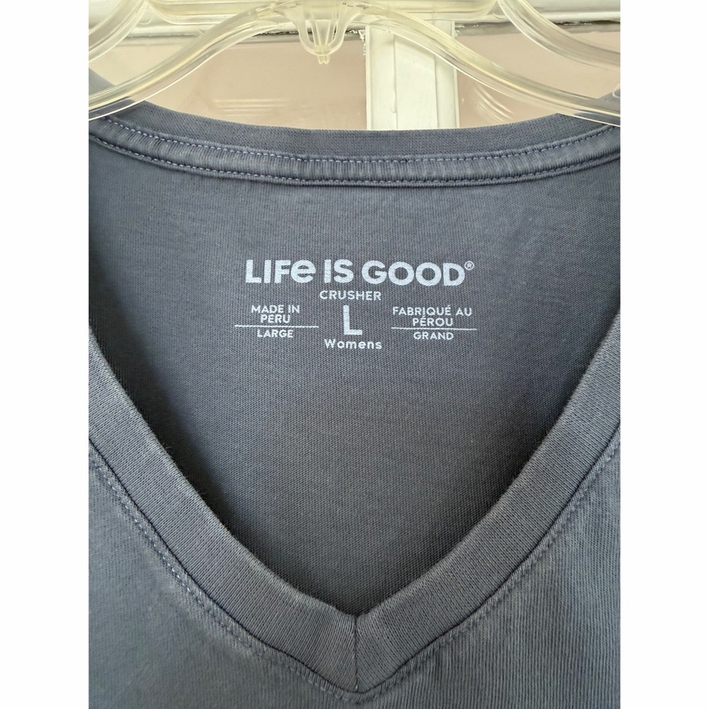 Life Is Good Blue Quirky Daisies Short Sleeve V-Neck Crusher Tee - Picture 3 of 3